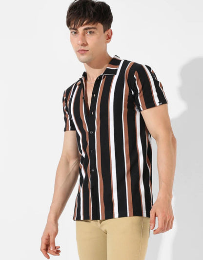 Men Regular Fit Striped Spread Collar Casual Shirt